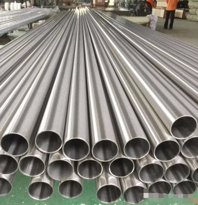 不銹鋼飲用水管日益受關(guān)注，耀龍管業(yè)引領(lǐng)健康飲水新標(biāo)準(zhǔn)